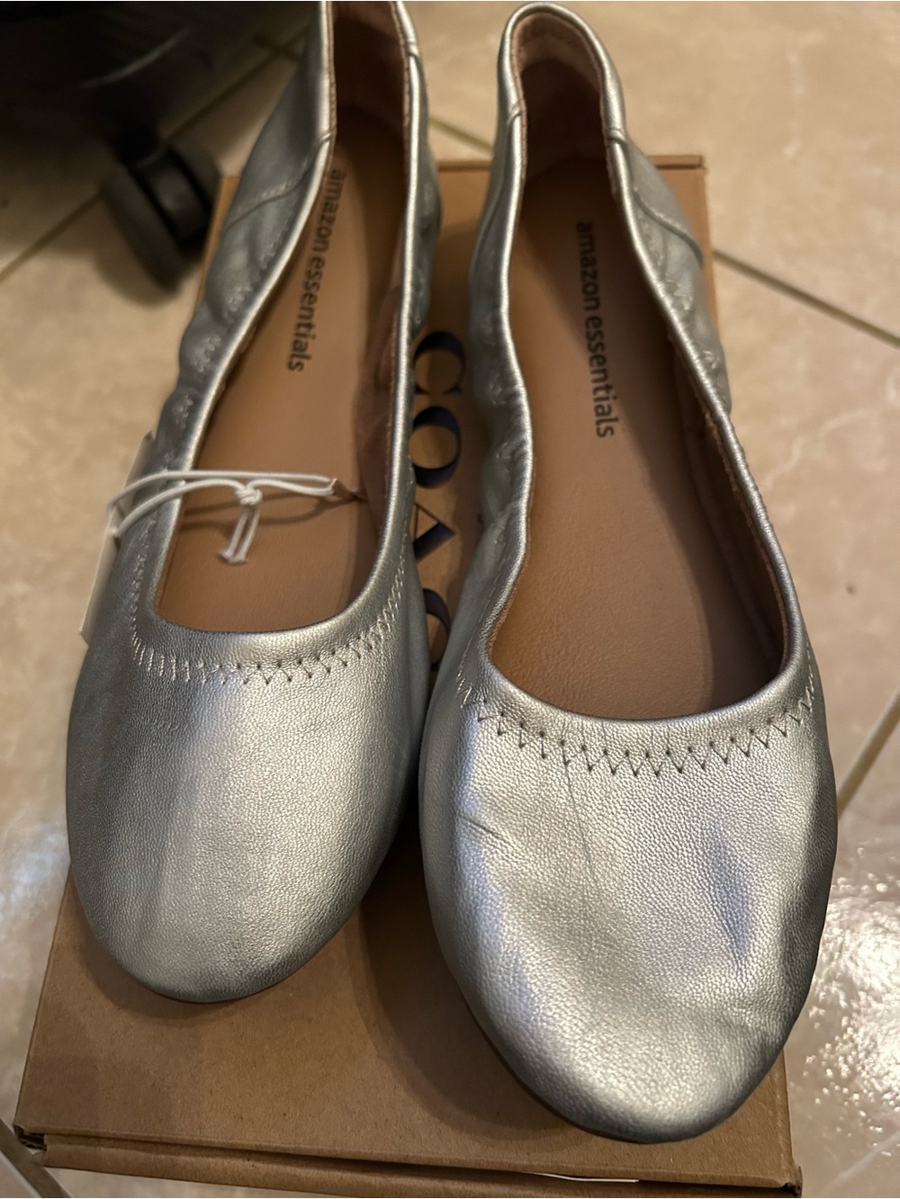 Amazon Essentials Silver Metallic Ballet Flats